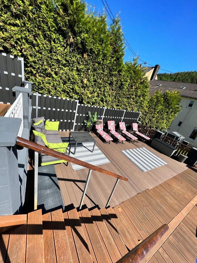 O&W Ferienhaus Mit Pool Naehe Nuerburgring, Adenau Buitenkant foto