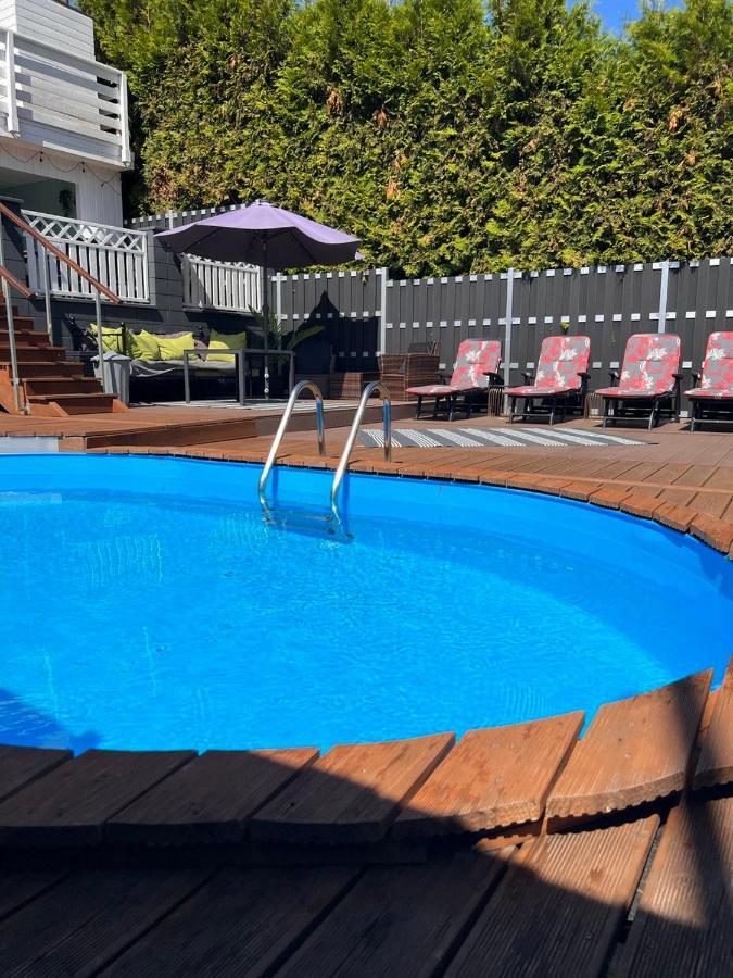 O&W Ferienhaus Mit Pool Naehe Nuerburgring, Adenau Buitenkant foto