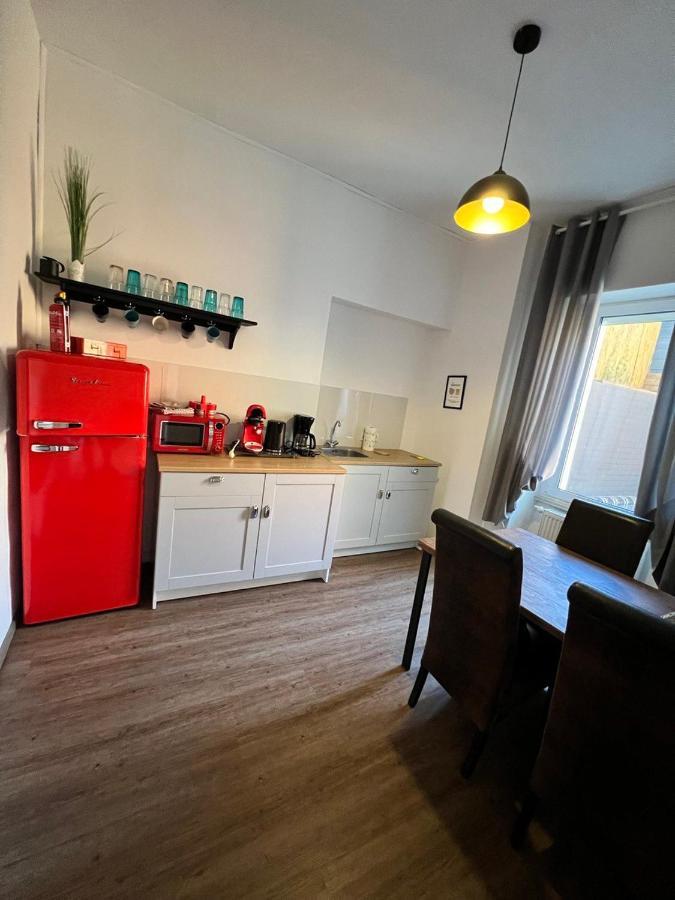 O&W Ferienhaus Mit Pool Naehe Nuerburgring, Adenau Buitenkant foto